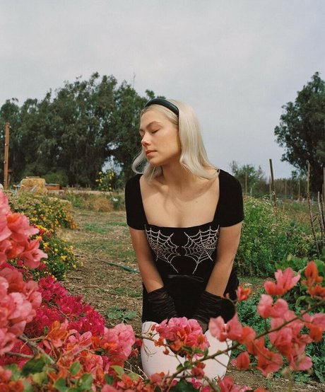 Phoebe Bridgers exklusive nackten galerien