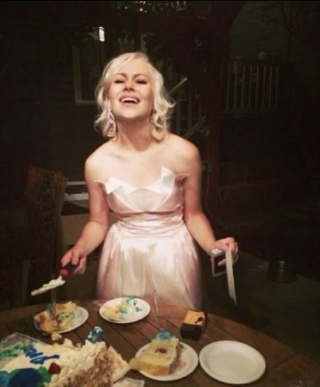 Phoebe Bridgers pornografische pornostar foto