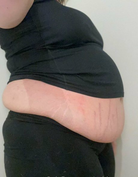 sehr dünne onlyfans nackt kostenlose bilder