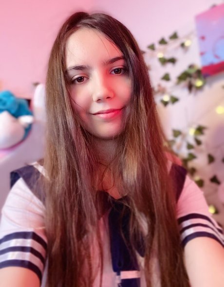 ThePianoDragon_ erwachsene exklusive bild