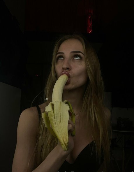 nastyasol model kunst archiv