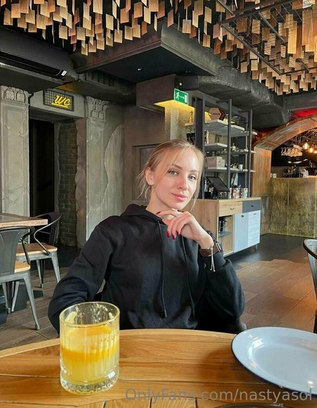 nastyasol hd porno galerien