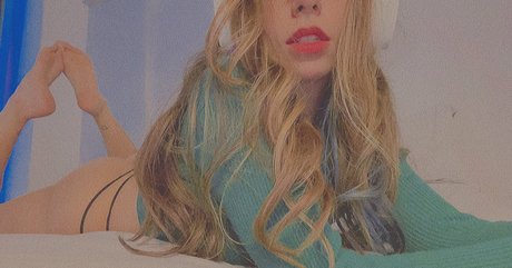 Pizza alien pornostar exklusive fotos