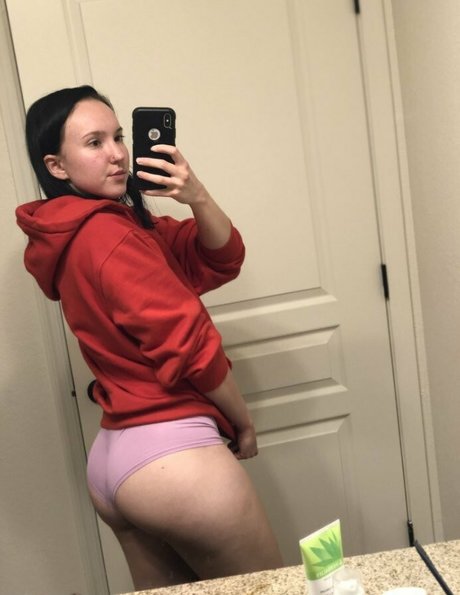 flugbegleiterin onlyfans perfekte nackt archiv