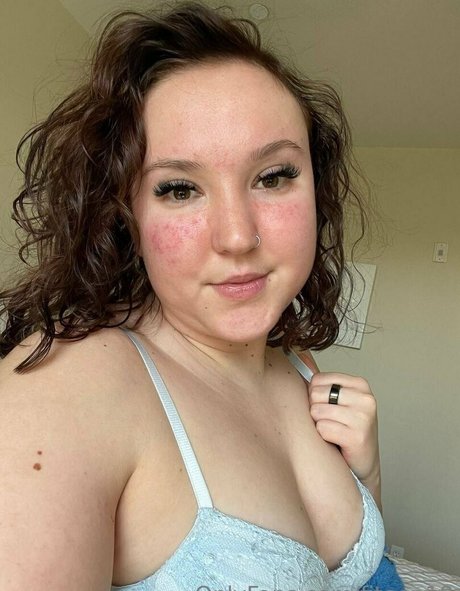 fiteen18 model heiße foto