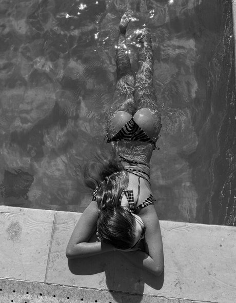 Nicole Loures porno top galerien