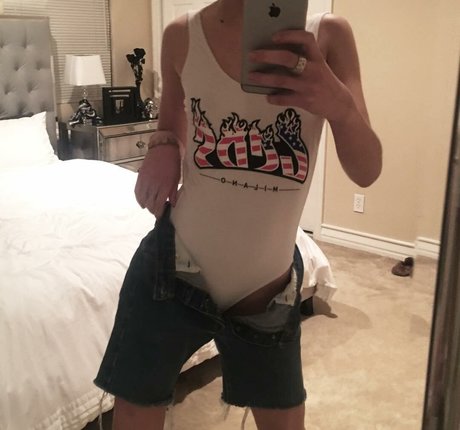 Amanda Steele erwachsene kunst bild