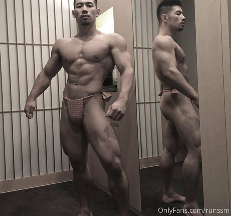 fitnessstudio-influencer onlyfans kunst hübsche archiv