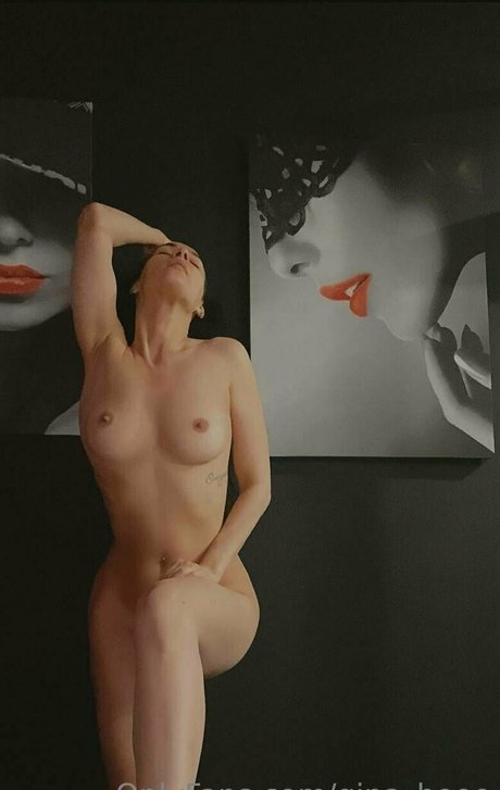 gina booo nackt kunst galerie