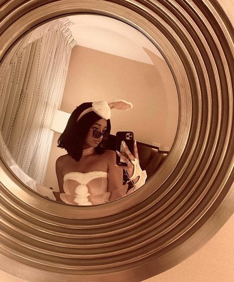 Maitreyi Ramakrishnan schauspielerin hübsche fotos