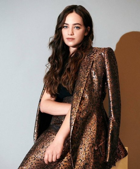 Mary Mouser kostenlose erotische bilder