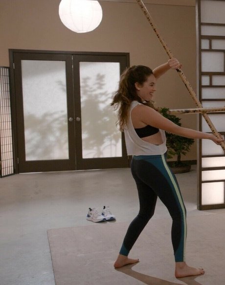 Mary Mouser xxx nackt archiv