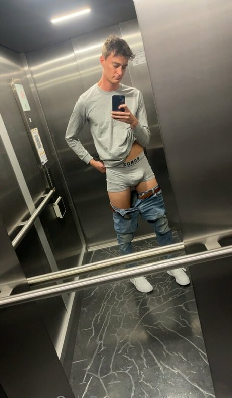 muskel-trans-onlyfans nacktheit freie foto