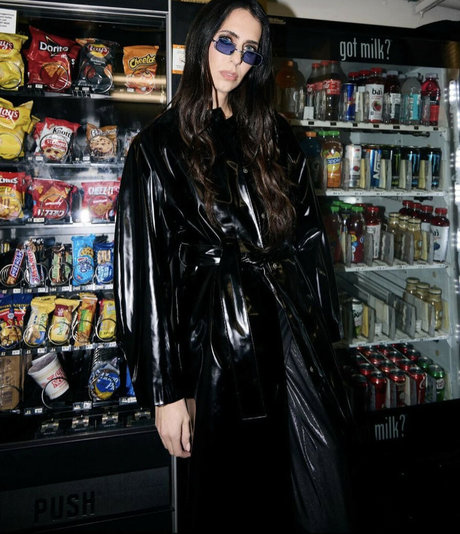 Hila Klein nackt pornostar foto