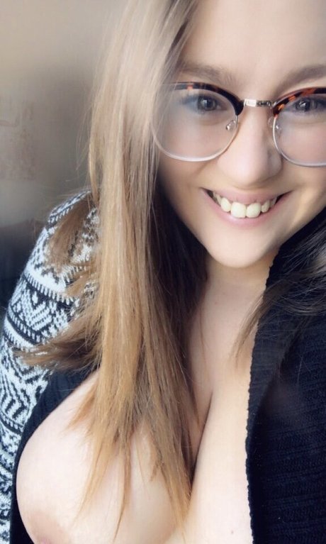 Stephaniiie88 nacktheit erotische bild