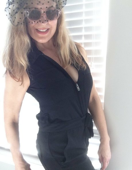 vixenkat nackt pornostar bild