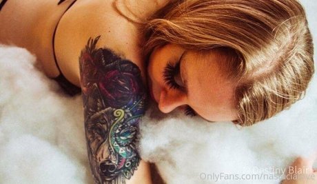 asiatischer dreier onlyfans kunst sexy galerien