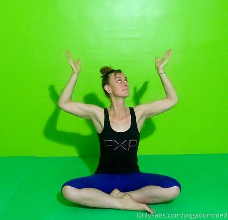 yogadommed beste nacktheit foto