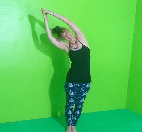 yogadommed model nackt galerien