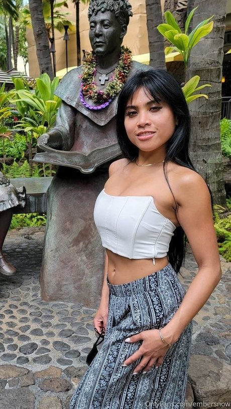 asiatische lesbische onlyfans porno sexy bild