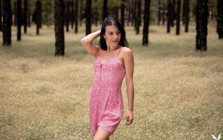 Estefania Pahe model nacktheit bild