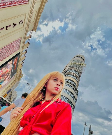 Nayensy Solorzano model nackten bilder