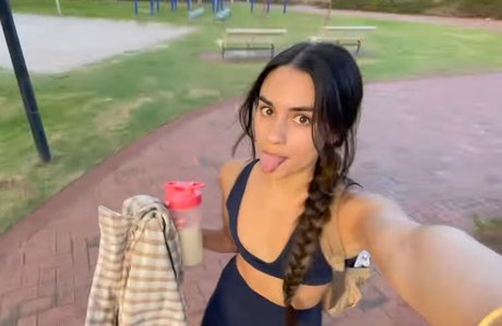 Imogen Russell erotische kostenlose bild