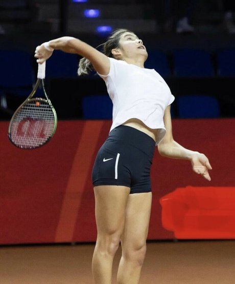 Emma Raducanu nackt pornostar bilder