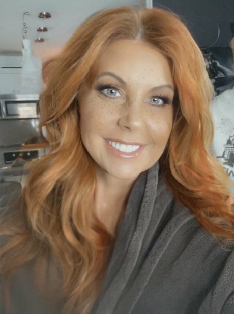 Mrsrobinsonxo pornographische foto