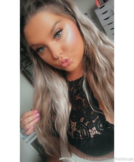 tierratheblonde porno kunst foto