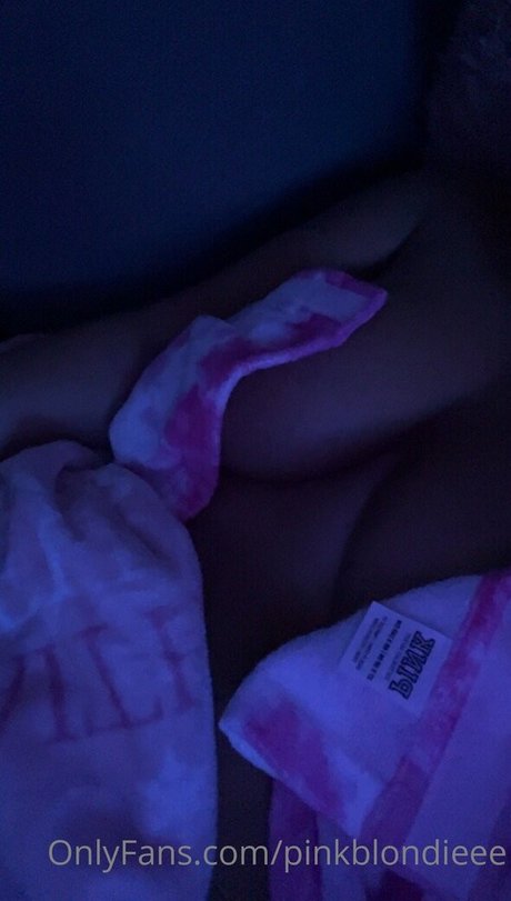 tierratheblonde pornostar perfekte foto