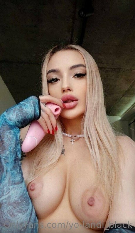 yo landi black nacktheit freie bilder