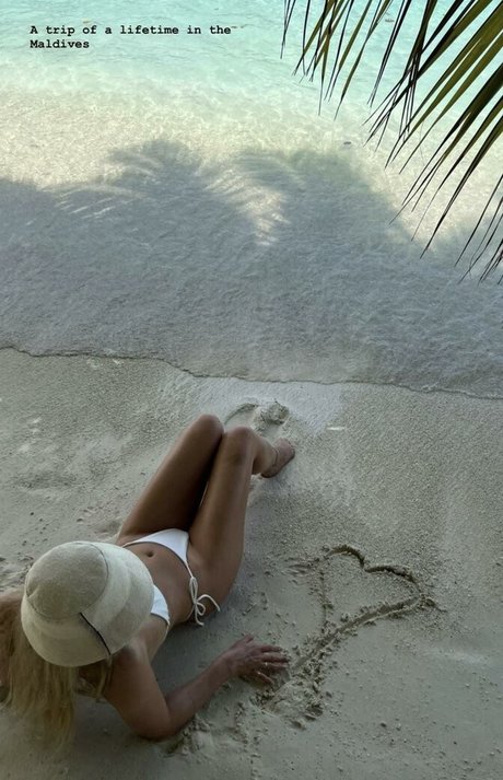 Georgia Hirst nackt top galerien