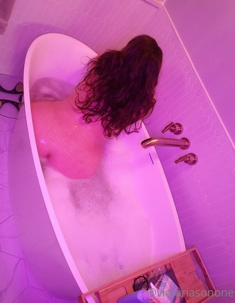 creampie von onlyfans freie akt bild