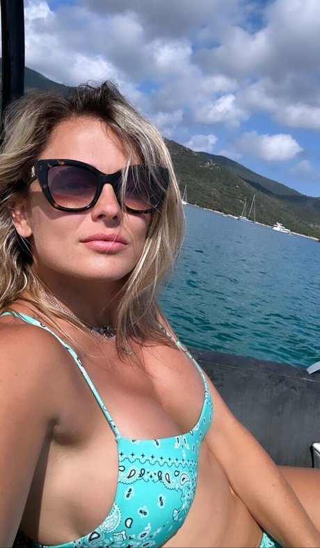 Laure Boulleau sexy exklusive galerie