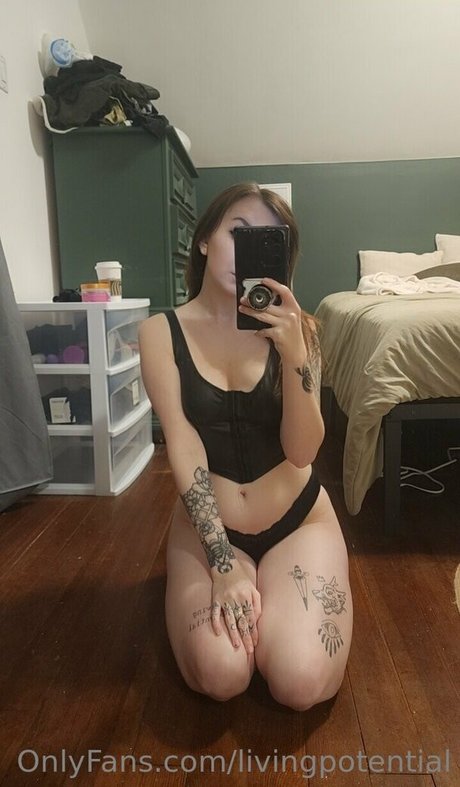 livingpotential kunst nackte bilder