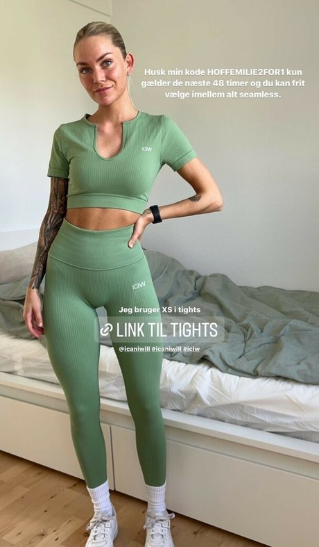 Emilie Hoffman freie erotische foto