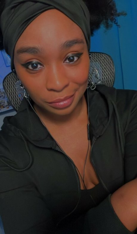 DefinedByKy top nette fotos