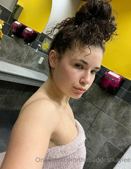 thebaddestkaylee sexy kunst galerien