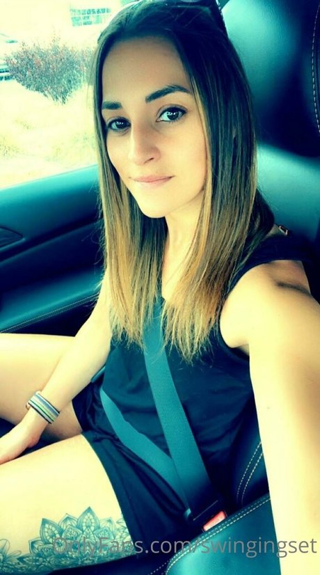 swingingset nackt akt bilder