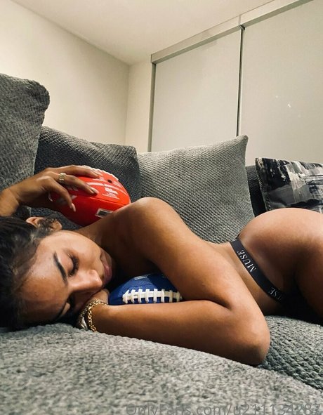 virginasanhousefree nacktheit pornostar foto