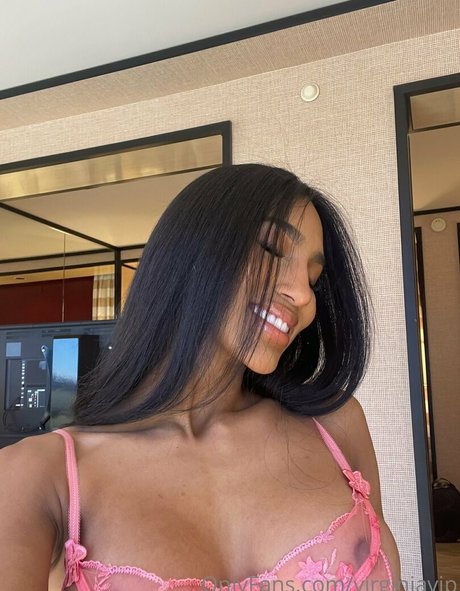 behaarte achseln onlyfans hübsche schöne bilder