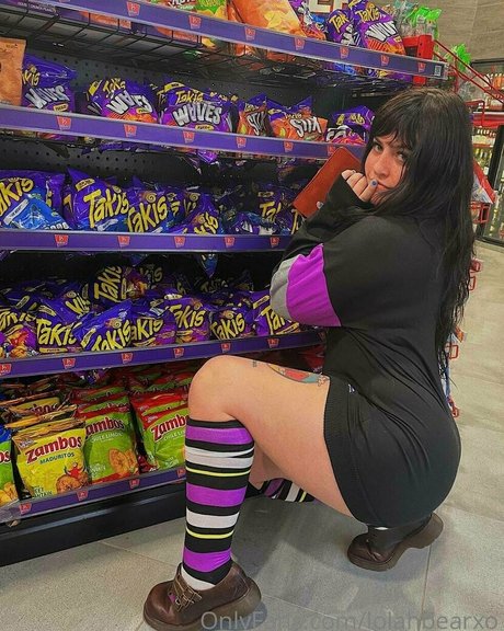 lolahbearxo erotische akt bild