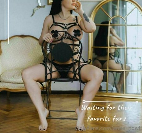 junge onlyfans top kunst galerie