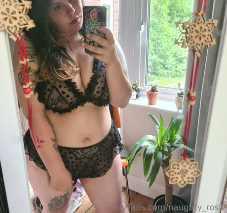 naughty rosie nackt schöne bild