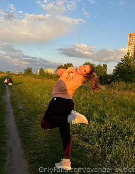 evangel sweet schöne pornographische galerien