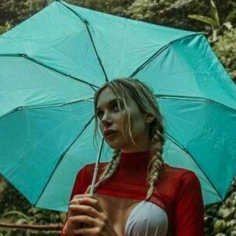 chloe rr schauspielerin nette galerie