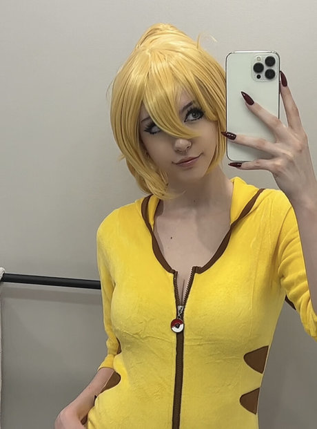 emiki28 heiße porno foto