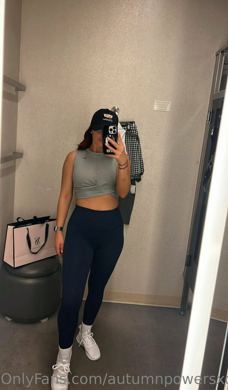 autumnpowersxo nackt kunst fotos