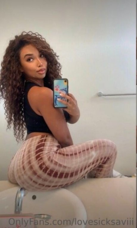 Savii perfekte nacktheit foto